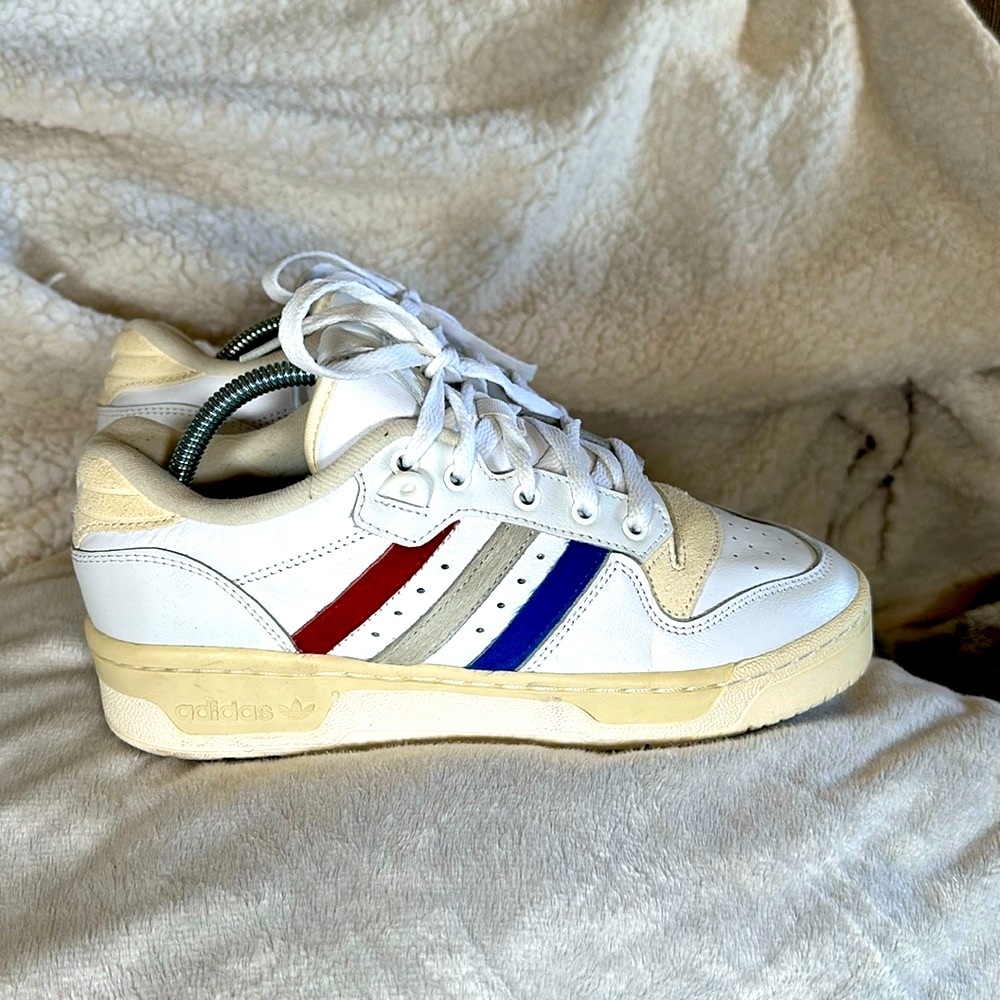 Adidas Rivalry low pony hair red blue 3 stripes size 7